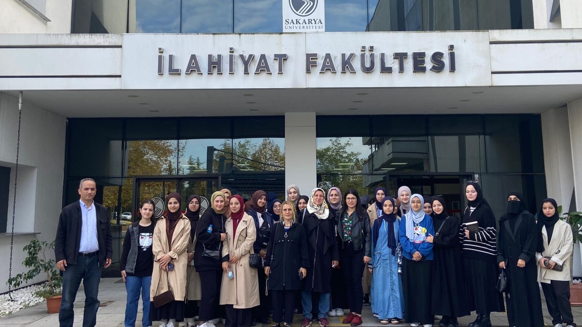 Sakarya Üniversitesi Gezimiz